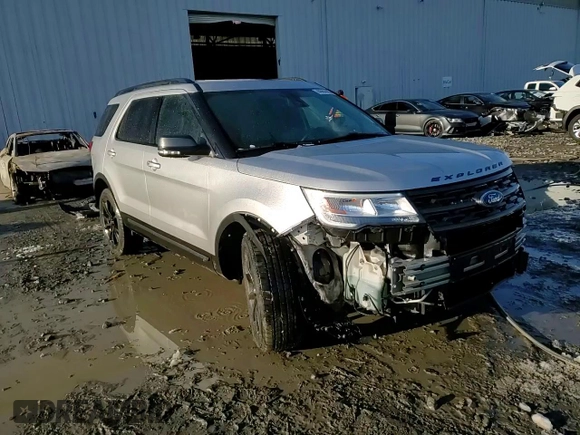 2018 Ford Explorer XLT with VIN 1FM5K8DH2JGC38192, listed as a Copart auction lot 44565615 with 50,629 mi miles and Salvage Title. Bid and sale history available at DreamBid. Image 15.