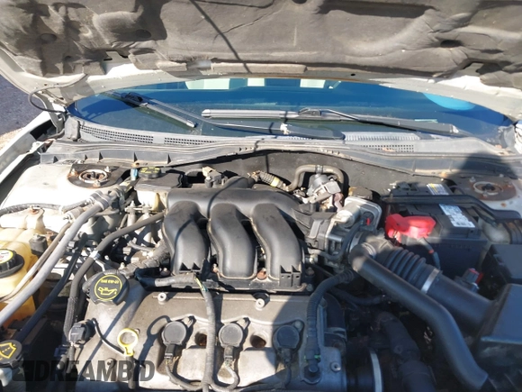 2008 Ford Fusion SEL with VIN 3FAHP08118R156805, listed as a IAAI auction lot 41853953 with 194,455 mi miles. Bid and sale history available at carsss.com. Image 10.
