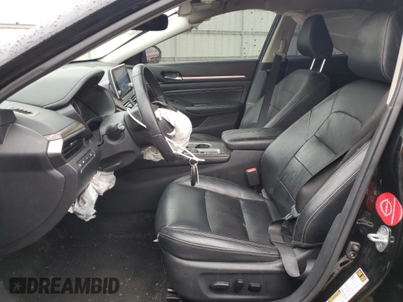 2019 Nissan Altima 2.5 Platinum with VIN 1N4BL4FV7KC100193, listed as a Copart auction lot 86363814 with 67,857 mi miles and Salvage Title. Bid and sale history available at carsss.com. Image 7.