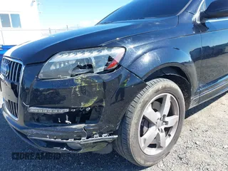 2013 Audi Q7 3.0L TDI Premium Plus with VIN WA1LMAFE7DD009295, listed as a IAAI auction lot 41895084 with 151,954 mi miles. Bid and sale history available at carsss.com. Image 6.