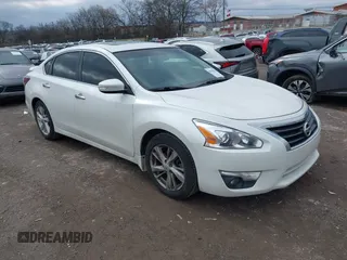 2014 Nissan Altima SV with VIN 1N4AL3AP3EC128267, listed as a IAAI auction lot 41559433 with 169,844 mi miles and . Bid and sale history available at DreamBid. Image 1.