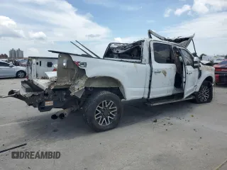 2018 Ford F-250 XL with VIN 1FT7W2BT2JEC24097, listed as a Copart auction lot 58534365 with Not provided miles and Salvage title. Bid and sale history available at DreamBid. Image 3.