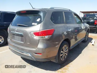 2013 Nissan Pathfinder SL with VIN 5N1AR2MN0DC677545, listed as a IAAI auction lot 42139761 with 198,464 mi miles and . Bid and sale history available at DreamBid. Image 4.