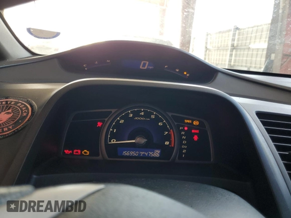 2009 Honda Civic LX z VIN 2HGFA16549H540512, wystawiony jako Copart lot #55950785 z przebiegiem 156 950 mil mil oraz Szkoda całkowita • Salvage title. Historia ofert i sprzedaży dostępna na DreamBid. Obrazek 9.