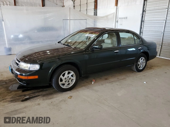 1999 Nissan Maxima GXE z VIN JN1CA21D0XT808755, wystawiony jako Copart lot #49693685 z przebiegiem 63 389 mil mil oraz Szkoda całkowita • Salvage title. Historia ofert i sprzedaży dostępna na DreamBid. Obrazek 1.