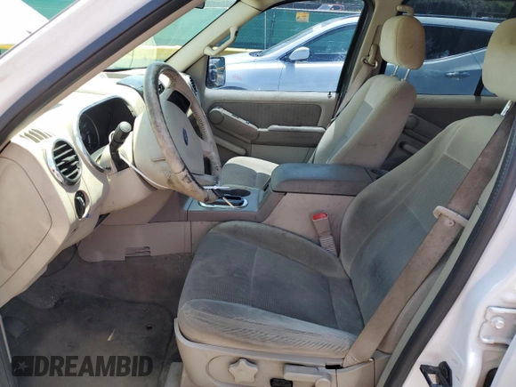 2007 Ford Explorer XLT z VIN 1FMEU73E07UB03959, wystawiony jako Copart lot #62706665 z przebiegiem 199 833 mil mil oraz Nie do naprawy • Non repairable. Historia ofert i sprzedaży dostępna na DreamBid. Obrazek 7.