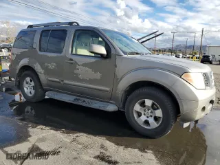 2005 Nissan Pathfinder LE with VIN 5N1AR18U45C788595, listed as a Copart auction lot 44402095 with 254,472 mi miles and Salvage Title. Bid and sale history available at carsss.com. Image 4.