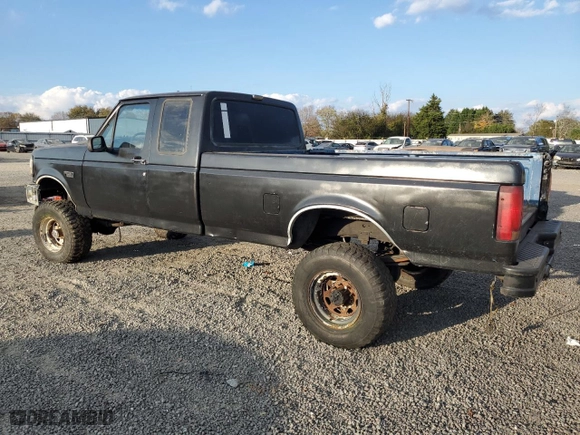 1993 Ford F-250 with VIN 1FTHX26M1PKA32006, listed as a Copart auction lot 79642484 with 0 mi miles and Salvage Title. Bid and sale history available at carsss.com. Image 2.
