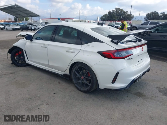 2024 Honda Civic Type R z VIN JHMFL5G42RX003041, wystawiony jako IAAI lot #41548644 z przebiegiem 7 395 mil mil oraz . Historia ofert i sprzedaży dostępna na DreamBid. Obrazek 3.