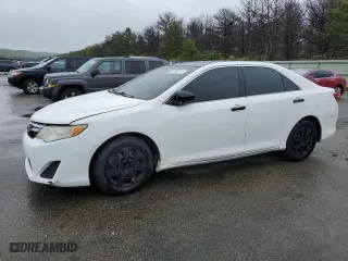 2013 Toyota Camry Hybrid LE with VIN 4T1BD1FK5DU069627, listed as a Copart auction lot 54286214 with 208,676 mi miles and Clean Title. Bid and sale history available at carsss.com. Image 1.