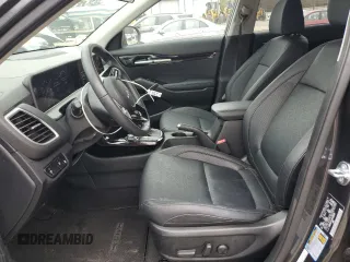 2024 Kia Seltos EX z VIN KNDERCAA2R7639280, wystawiony jako Copart lot #51121135 z przebiegiem 9 854 mil mil oraz Szkoda całkowita • Salvage title. Historia ofert i sprzedaży dostępna na DreamBid. Obrazek 7.