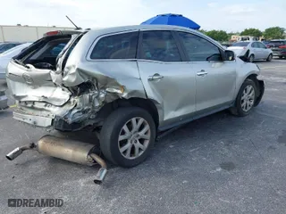 2008 Mazda CX-7 Sport with VIN JM3ER293880170999, listed as a IAAI auction lot 40628481 with 135,873 mi miles. Bid and sale history available at carsss.com. Image 4.