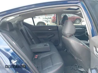 2024 Nissan Altima SR z VIN 1N4BL4CVXRN315652, wystawiony jako IAAI lot #41790778 z przebiegiem 32 686 mil mil oraz . Historia ofert i sprzedaży dostępna na DreamBid. Obrazek 8.