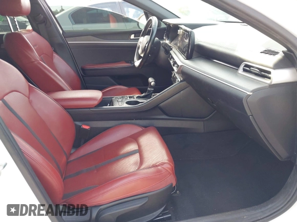 2022 Kia K5 GT-Line z VIN 5XXG64J24NG114772, wystawiony jako IAAI lot #42161747 z przebiegiem 60 761 mil mil oraz . Historia ofert i sprzedaży dostępna na DreamBid. Obrazek 5.