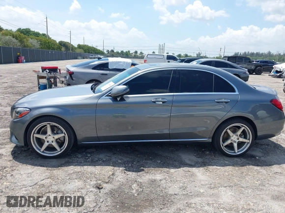 2019 Mercedes-Benz C 300 with VIN WDDWF8DB9KR506000, listed as a IAAI auction lot 41938881 with 101,922 mi miles and . Bid and sale history available at DreamBid. Image 15.