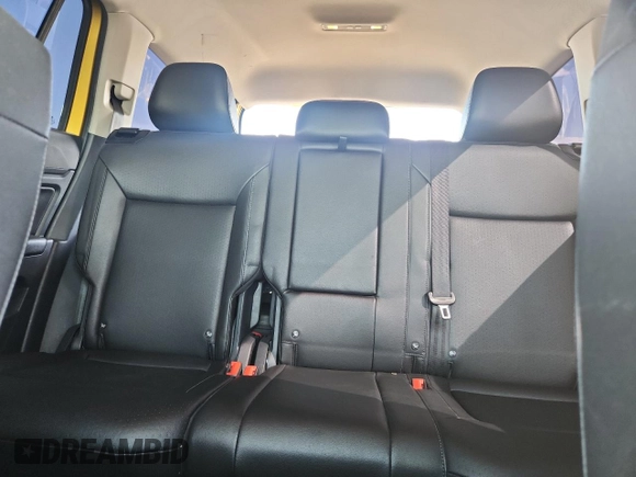 2018 Volkswagen Atlas SE with VIN 1V2DR2CA1JC549051, listed as a Copart auction lot 60279295 with 121,063 mi miles and Salvage title. Bid and sale history available at DreamBid. Image 10.
