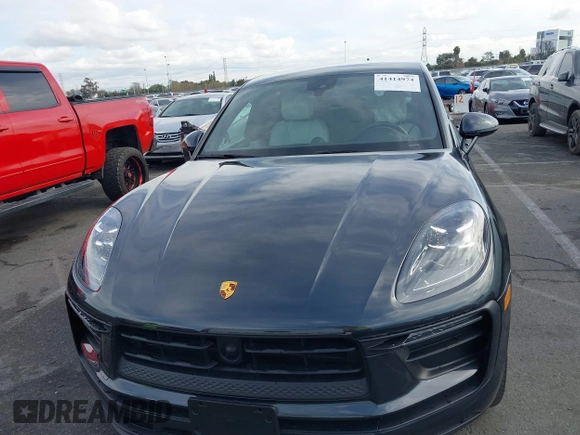 2023 Porsche Macan with VIN WP1AA2A51PLB10005, listed as a IAAI auction lot 41414974 with 15,955 mi miles. Bid and sale history available at carsss.com. Image 6.