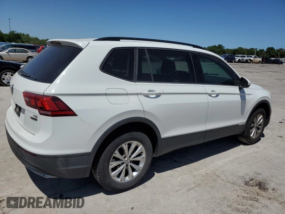 2018 Volkswagen Tiguan S with VIN 3VV0B7AX7JM065958, listed as a Copart auction lot 57598015 with 97,360 mi miles and Salvage title. Bid and sale history available at DreamBid. Image 3.