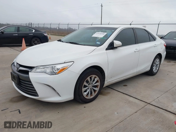 2015 Toyota Camry XLE with VIN 4T4BF1FK0FR515850, listed as a IAAI auction lot 41528908 with 93,091 mi miles. Bid and sale history available at carsss.com. Image 17.