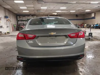 2018 Chevrolet Malibu LT z VIN 1G1ZD5ST0JF185111, wystawiony jako IAAI lot #41910563 z przebiegiem 84 784 mil mil oraz . Historia ofert i sprzedaży dostępna na DreamBid. Obrazek 16.