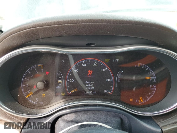 2016 Jeep Grand Cherokee Overland with VIN 1C4RJFCG8GC402339, listed as a Copart auction lot 47553385 with 121,486 mi miles and Salvage title. Bid and sale history available at DreamBid. Image 9.