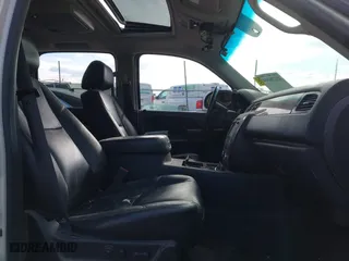 2012 Chevrolet Suburban LTZ with VIN 1GNSKKE71CR251475, listed as a IAAI auction lot 41276204 with 241,316 mi miles. Bid and sale history available at carsss.com. Image 5.