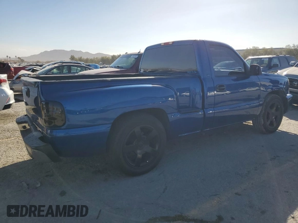 2004 Chevrolet Silverado 1500 LS with VIN 1GCEC14T04Z195171, listed as a Copart auction lot 43559235 with 142,316 mi miles and Salvage Title. Bid and sale history available at carsss.com. Image 3.