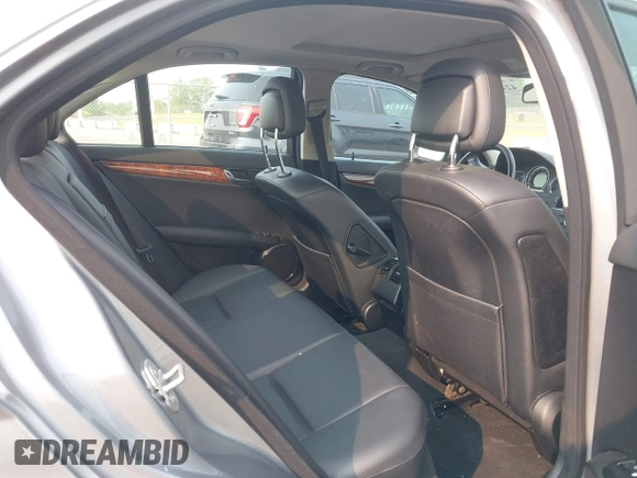 2009 Mercedes-Benz C 300 Sport with VIN WDDGF81X99R057352, listed as a IAAI auction lot 42413013 with 71,748 mi miles and . Bid and sale history available at DreamBid. Image 8.