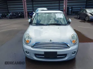 2011 MINI Hardtop with VIN WMWSU3C57BT095208, listed as a IAAI auction lot 42174483 with 70,447 mi miles and . Bid and sale history available at DreamBid. Image 13.