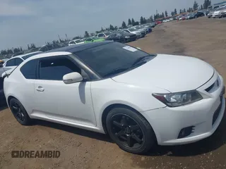 2011 Scion tC z VIN JTKJF5C74B3007388, wystawiony jako IAAI lot #42149607 z przebiegiem 120 694 mil mil oraz . Historia ofert i sprzedaży dostępna na DreamBid. Obrazek 13.