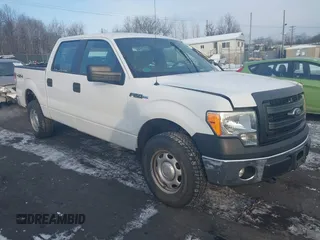 2014 Ford F-150 XL with VIN 1FTFW1EF8EFC48416, listed as a IAAI auction lot 41364757 with 206,412 mi miles. Bid and sale history available at carsss.com. Image 1.