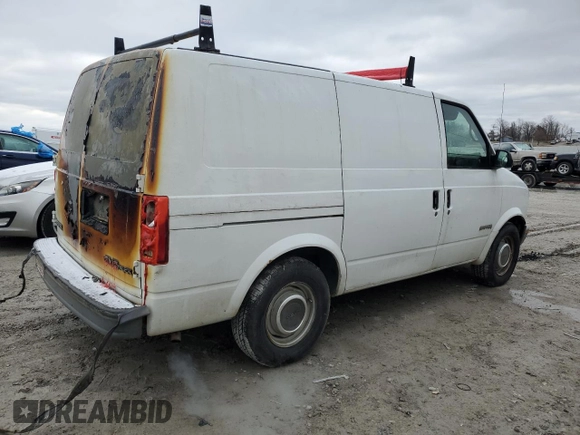 1995 GMC Safari Cargo with VIN 1GTDM19W6SB504983, listed as a Copart auction lot 47898775 with 440,250 mi miles and Salvage Title. Bid and sale history available at carsss.com. Image 3.