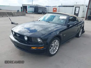 2005 Ford Mustang GT Deluxe with VIN 1ZVFT85H655215033, listed as a IAAI auction lot 41153294 with 71,436 mi miles and . Bid and sale history available at DreamBid. Image 19.