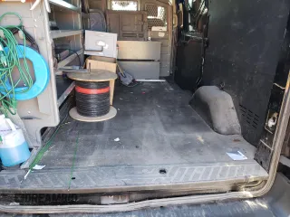 2016 Ford Transit Cargo с VIN 1FTYE1YMXGKB54280, выставлен на аукционе Copart как лот 55707995 с пробегом 212 116 миль миль и Чистый • Clean title. История ставок и продаж доступна на DreamBid. Изображение 11.