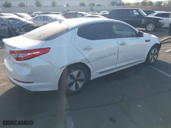 2013 Kia Optima Hybrid EX with VIN KNAGM4AD9D5056052, listed as a IAAI auction lot 41896471 with 176,579 mi miles. Bid and sale history available at carsss.com. Image 4.