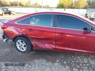 2015 Hyundai Sonata SE z VIN 5NPE24AF2FH231083, wystawiony jako IAAI lot #40957093 z przebiegiem 218 159 mil mil oraz . Historia ofert i sprzedaży dostępna na DreamBid. Obrazek 6.