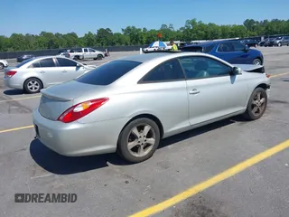 2004 Toyota Solara SE z VIN 4T1CA30P04U038556, wystawiony jako IAAI lot #42138859 z przebiegiem 168 601 mil mil oraz . Historia ofert i sprzedaży dostępna na DreamBid. Obrazek 4.