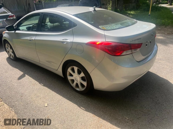 2013 Hyundai Elantra GLS с VIN KMHDH4AE2DU83581, выставлен на аукционе Copart как лот 59219095 с пробегом 154 778 миль миль и Чистый • Clean title. История ставок и продаж доступна на DreamBid. Изображение 3.