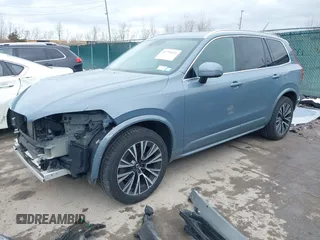 2021 Volvo XC90 Momentum with VIN YV4102PK4M1763398, listed as a IAAI auction lot 41731611 with 81,607 mi miles. Bid and sale history available at carsss.com. Image 18.
