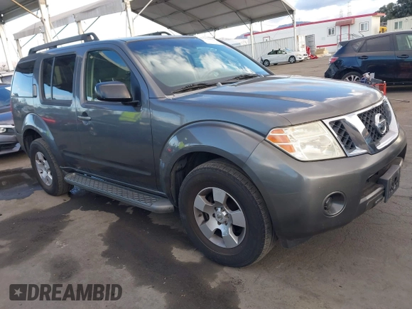 2008 Nissan Pathfinder SE with VIN 5N1AR18U88C606823, listed as a IAAI auction lot 41266052 with 158,182 mi miles. Bid and sale history available at carsss.com. Image 1.