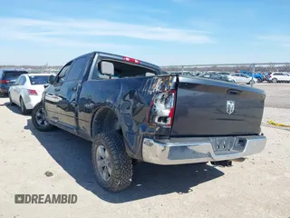 2019 Ram 1500 Tradesman z VIN 1C6RR6ST7KS546087, wystawiony jako IAAI lot #41553722 z przebiegiem Nie podano mil oraz . Historia ofert i sprzedaży dostępna na DreamBid. Obrazek 3.