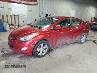 2013 Hyundai Elantra GLS z VIN KMHDH4AE0DU864391, wystawiony jako Copart lot #46890505 z przebiegiem 87 186 mil mil oraz Czysty tytuł • Clean title. Historia ofert i sprzedaży dostępna na DreamBid. Obrazek 1.