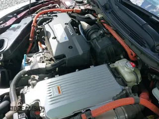 2014 Honda Accord Touring z VIN 1HGCR6F77EA008447, wystawiony jako IAAI lot #42654589 z przebiegiem 114 947 mil mil oraz . Historia ofert i sprzedaży dostępna na DreamBid. Obrazek 18.