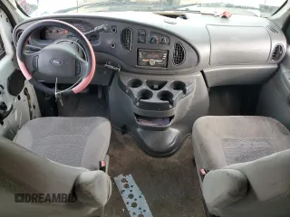 2006 Ford Econoline Passenger XL with VIN 1FBSS31L06DB13059, listed as a Copart auction lot 44926645 with 298,894 mi miles and Salvage Title. Bid and sale history available at carsss.com. Image 8.