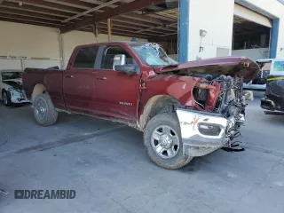 2023 Ram 2500 Laramie z VIN 3C6UR5FL6PG569132, wystawiony jako Copart lot #73370404 z przebiegiem 36 560 mil mil oraz Szkoda całkowita • Salvage title. Historia ofert i sprzedaży dostępna na DreamBid. Obrazek 4.