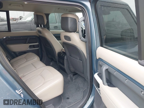 2020 Land Rover Defender HSE z VIN SALE97EU6L2016219, wystawiony jako IAAI lot #41544860 z przebiegiem 50 274 mil mil oraz . Historia ofert i sprzedaży dostępna na DreamBid. Obrazek 8.