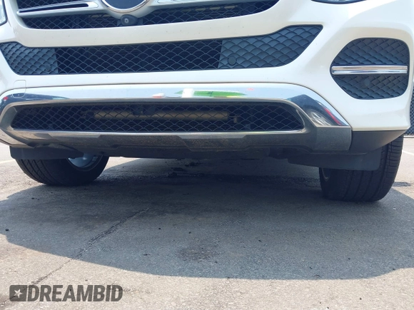 2018 Mercedes-Benz GLE 350 with VIN 4JGDA5HB6JB012687, listed as a IAAI auction lot 42389978 with 112,811 mi miles and . Bid and sale history available at DreamBid. Image 6.