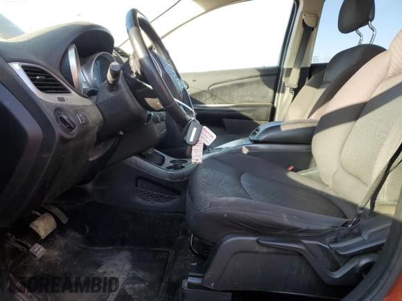 2013 Dodge Journey American Value with VIN 3C4PDCAB4DT590975, listed as a Copart auction lot 55627725 with 212,659 mi miles and Clean Title. Bid and sale history available at DreamBid. Image 7.