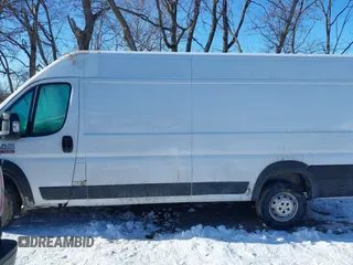 2020 Ram ProMaster Cargo with VIN 3C6URVJGXLE122352, listed as a IAAI auction lot 41331553 with 492,649 mi miles and . Bid and sale history available at carsss.com. Image 14.