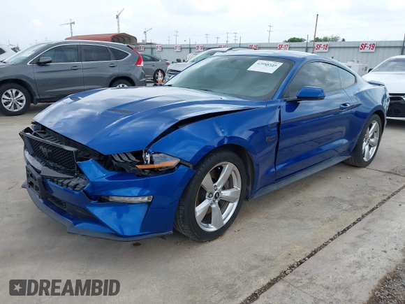 2018 Ford Mustang GT z VIN 1FA6P8CF6J5103891, wystawiony jako IAAI lot #42088550 z przebiegiem 64 530 mil mil oraz . Historia ofert i sprzedaży dostępna na DreamBid. Obrazek 2.